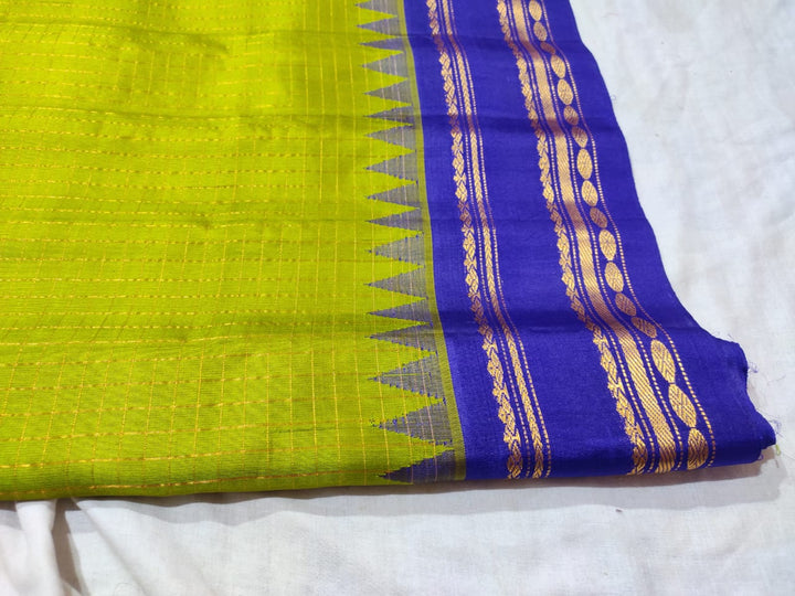 Green Color Pure Gadwal Handloom Silk Saree With zari Work