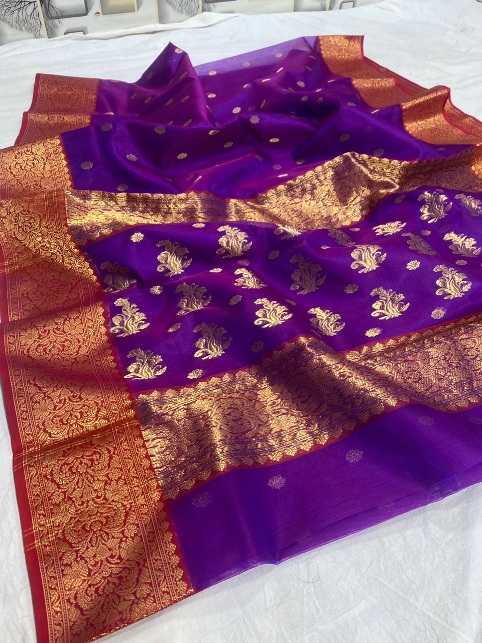 Pure Chanderi Silk Hand Woven  Saree With Blouse.