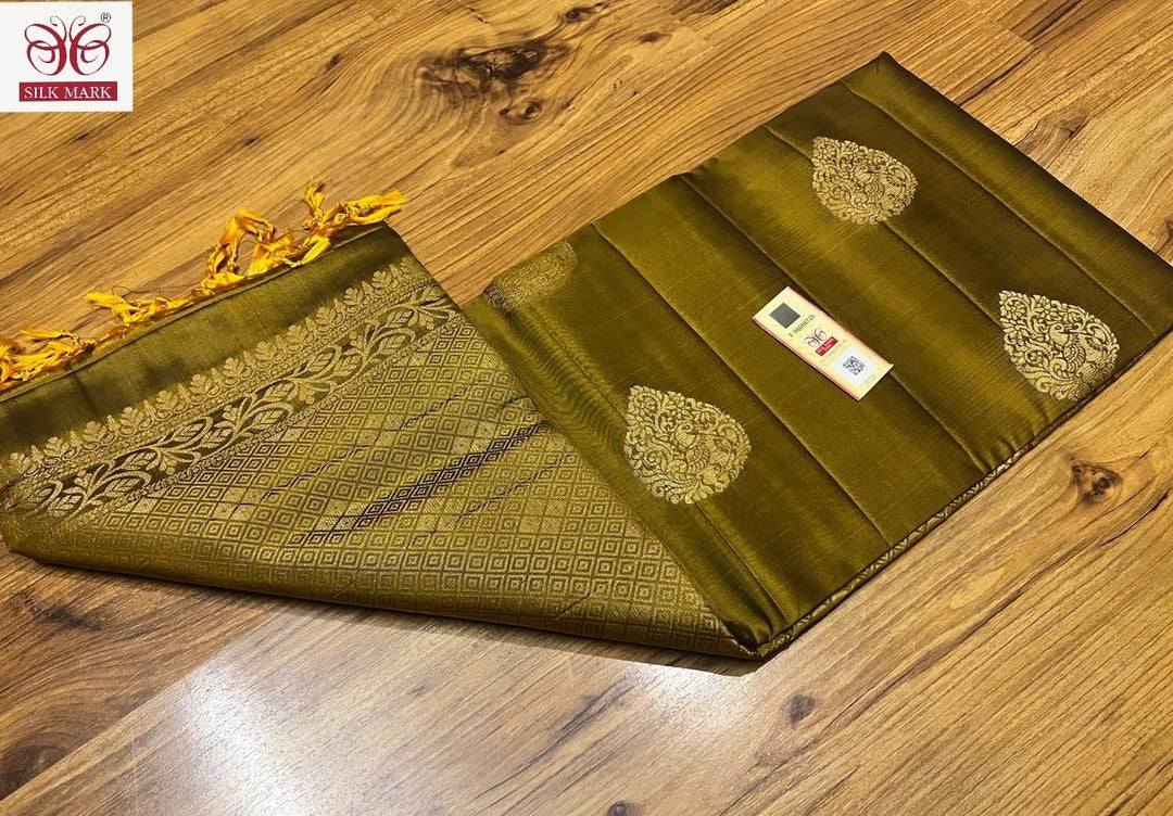 Pure Handloom Kanchipuram Saree With Silk Mark