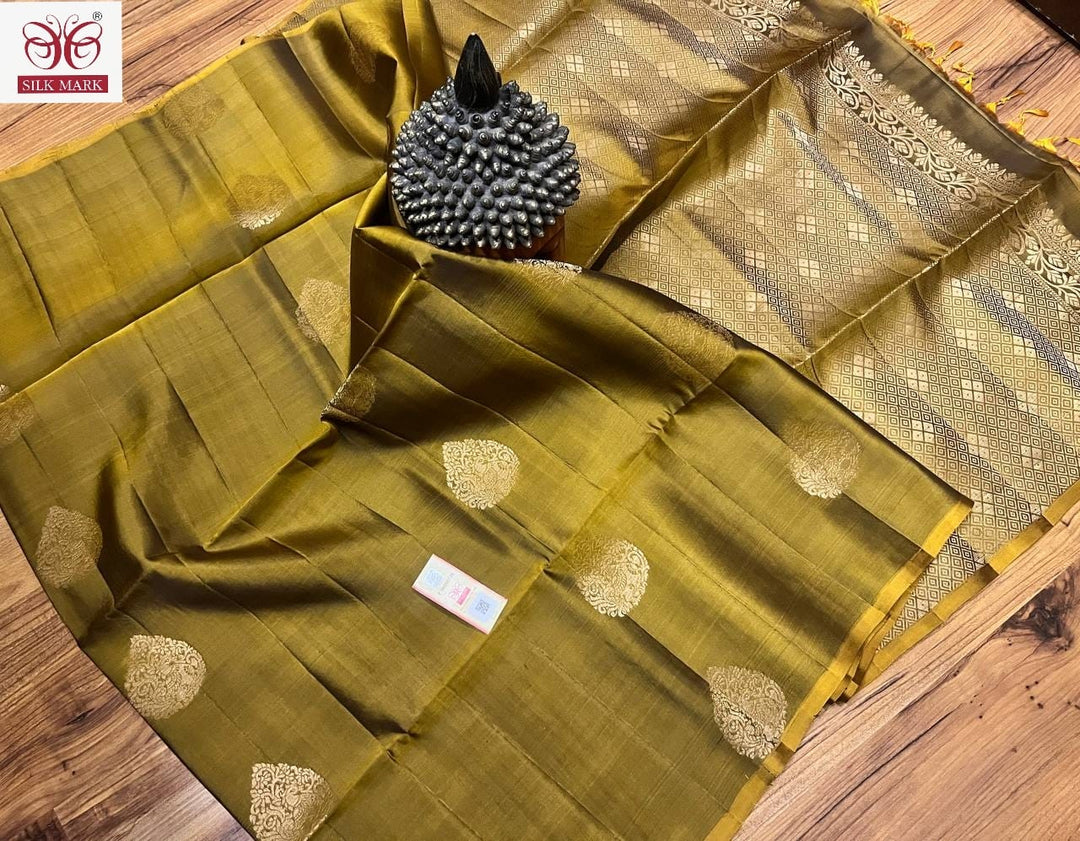 Pure Handloom Kanchipuram Saree With Silk Mark