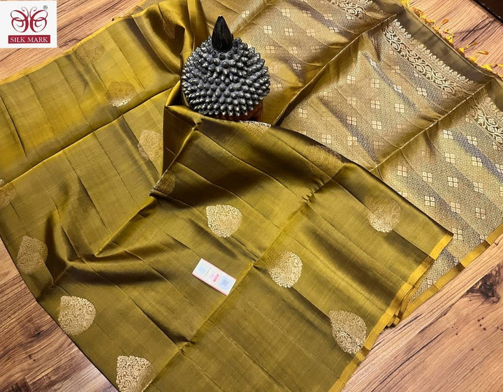 Pure Handloom Kanchipuram Saree With Silk Mark