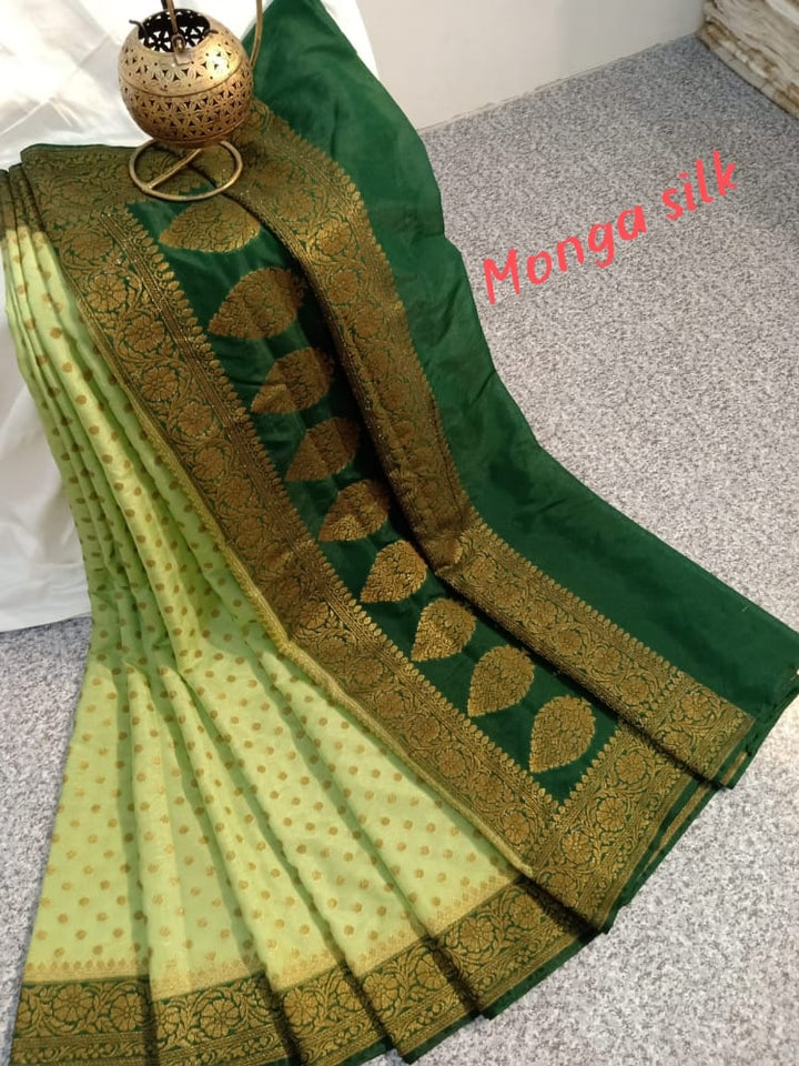 Banarasi Semi Monga Silk Saree With Blouse.